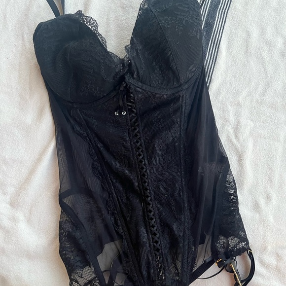Victoria's Secret Other - Victoria's Secret Black Corset 36C